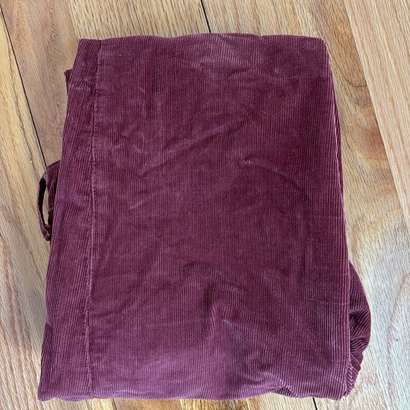 Classic GAP Burgundy Always Skinny Corduroy Pants - Picture 5 of 5